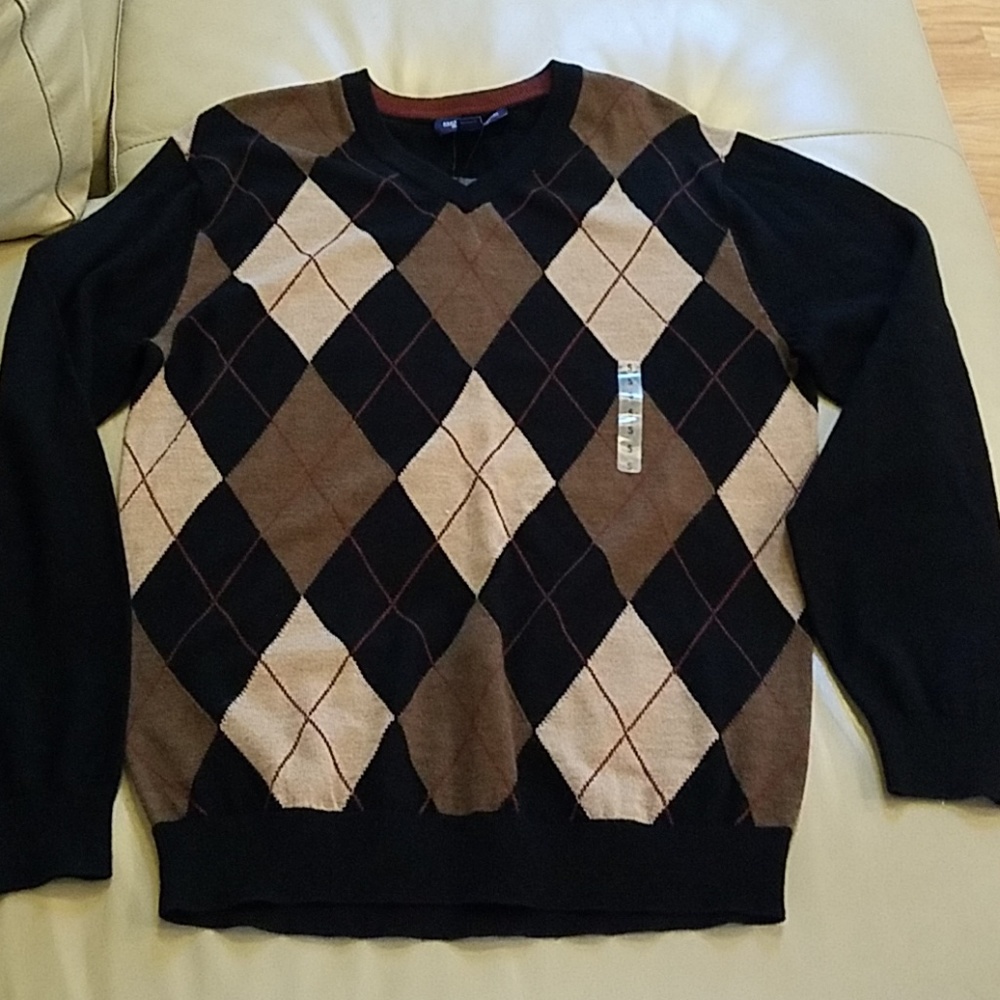 Men's long sleeve sweater.